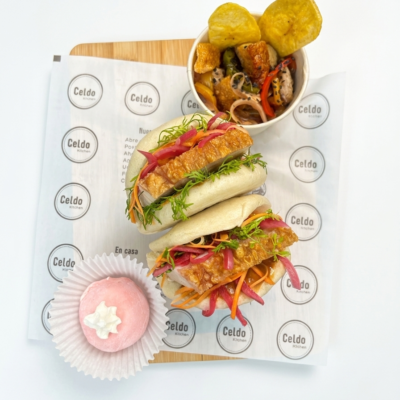 ceviche dos baos y postre mochi