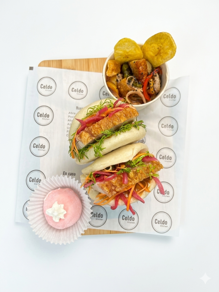ceviche dos baos y postre mochi